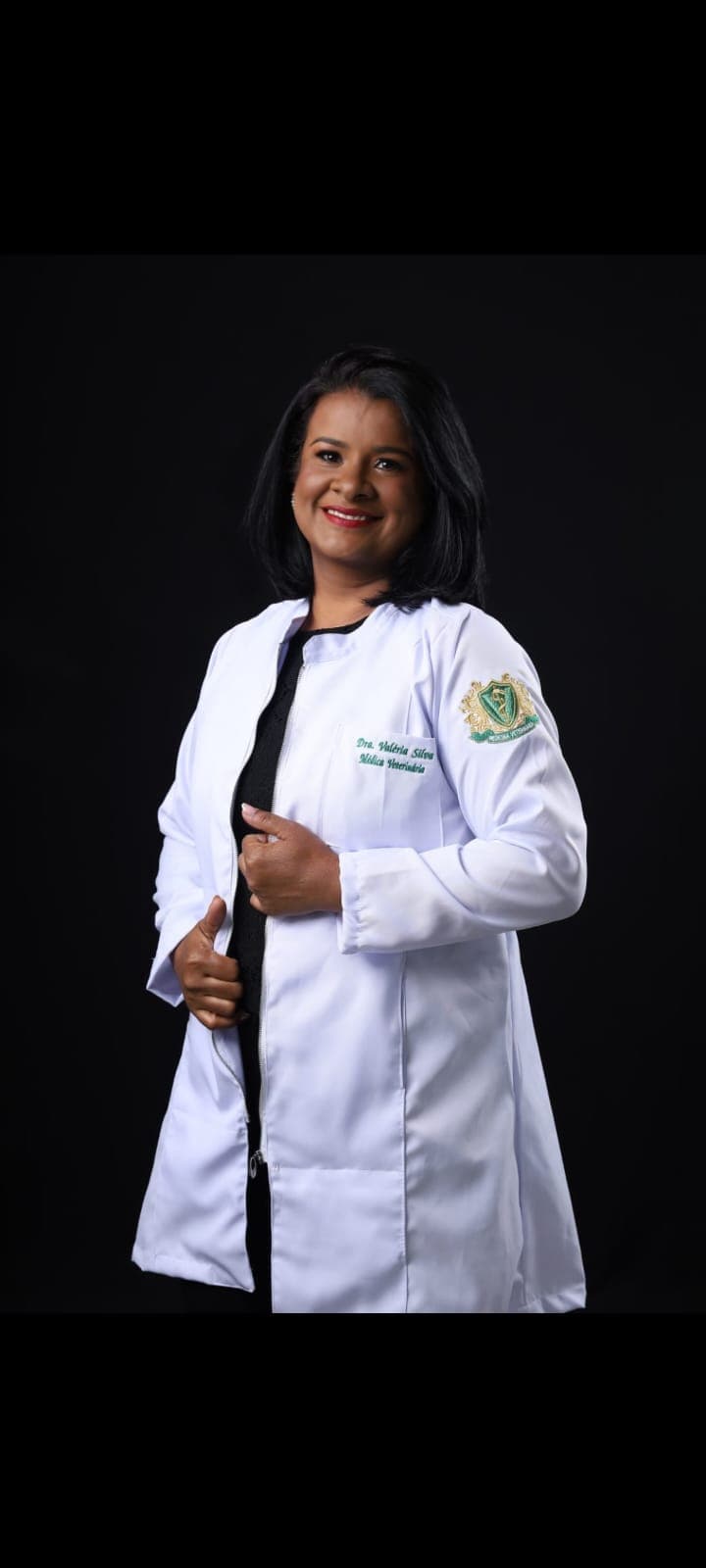 Dra. Valéria Silva - Médica Veterinária